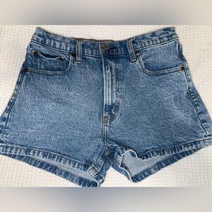 Abercrombie & Fitch High Rise Mom Shorts